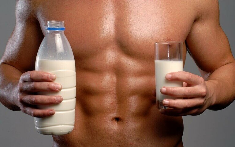 Sữa đậu nành giúp nam giới nâng cao hiệu quả tập luyện