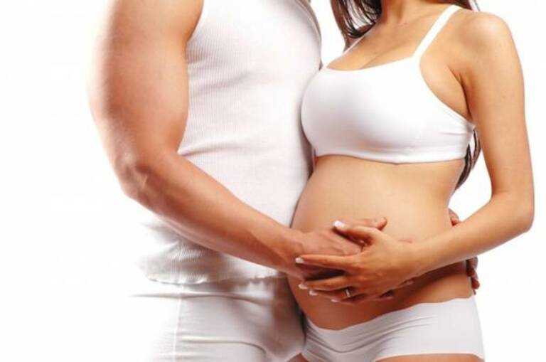 Nếu chắc chắn sức khỏe của người mẹ tốt và thai nhi vẫn phát triển bình thường thì có thể quan hệ tình dục trong tháng thứ 9 của thai kỳ