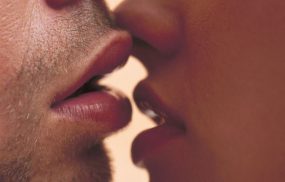 Quan hệ tình dục bằng miệng có tốt không