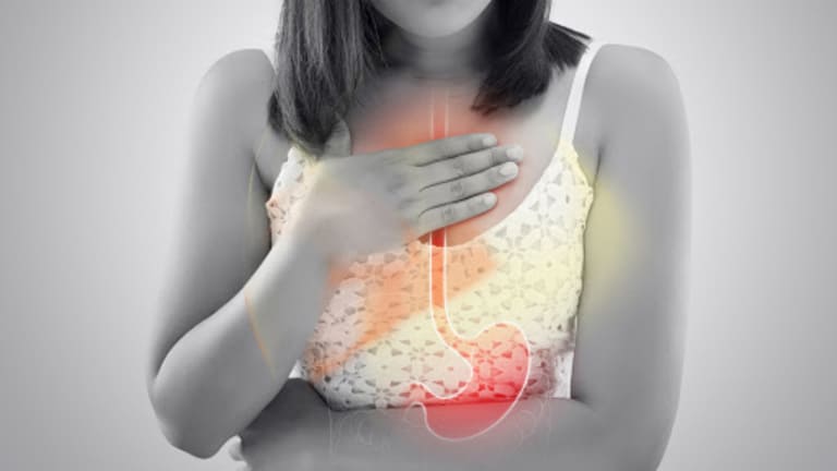 Tại sao xuất hiện triệu chứng đau họng không ho không sốt?