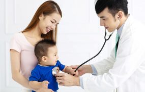Top 10 bác sĩ chuyên khoa nhi giỏi và uy tín tại Hà Nội