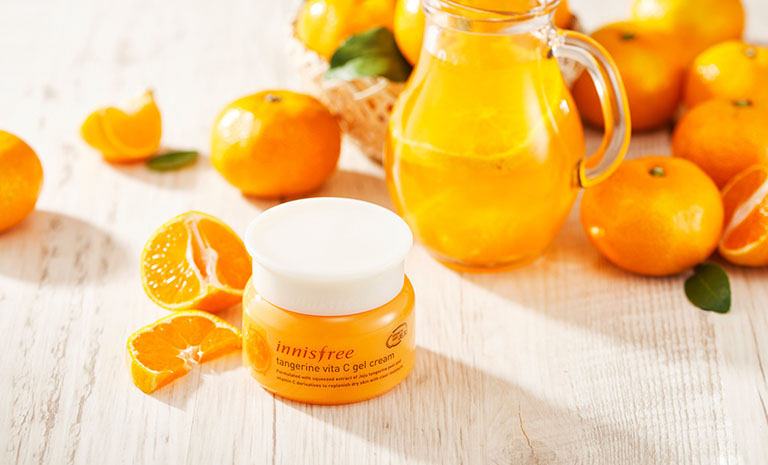 Kem làm sáng da Innisfree Tangerine Vitamin C Gel Cream chứa chiết xuất từ quả quýt tươi