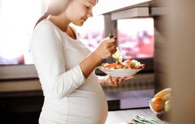 Bà bầu mang thai 3 tháng đầu nên ăn gì?