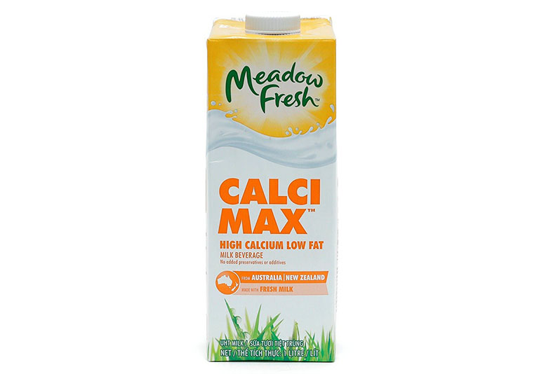 Sữa tươi giàu canxi Meadow Fresh thích hợp với trẻ trong độ tuổi dậy thì và người lớn tuổi