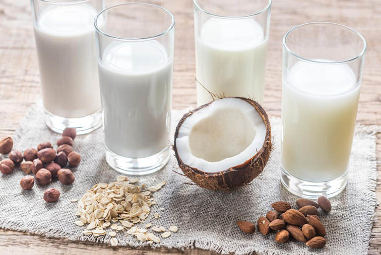 Bị bệnh gout uống được sữa không?
