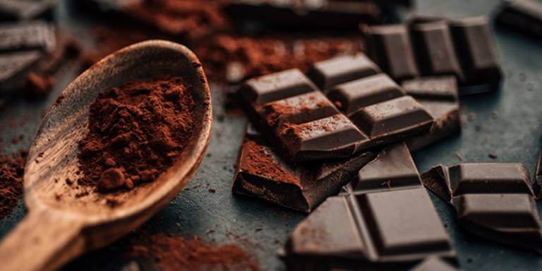 Chocolate đen chứa chất chống oxy, có khả năng tăng cường ham muốn tình dục ở nam giới