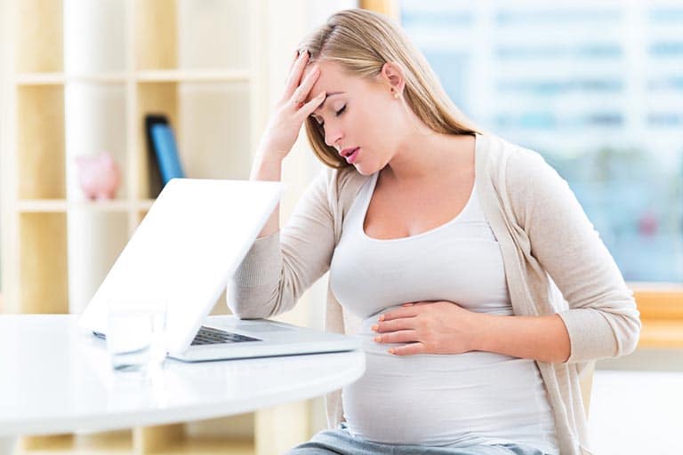 Vì sao bị đau thượng vị khi mang thai? 