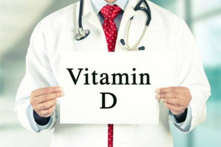 Thiếu vitamin D không chỉ gây rụng tóc mà còn gây ra nhiều nguy cơ về sức khoẻ