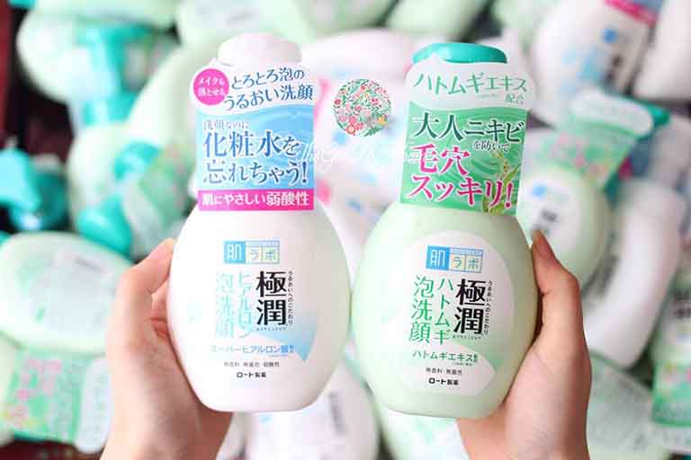 sữa rửa mặt của Nhật