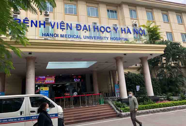 Bệnh viện Đại học Y Hà Nội quy tụ được đội ngũ bác sĩ giỏi, nhiều kinh nghiệm