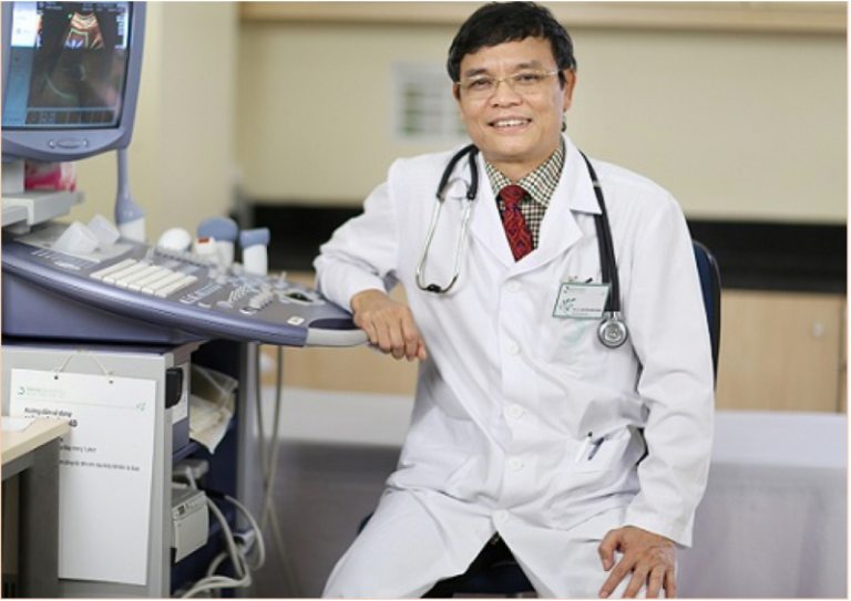 PGS.TS Nguyễn Xuân Thành là một trong những chuyên gia hàng đầu trong khám và điều trị các bệnh viêm gan