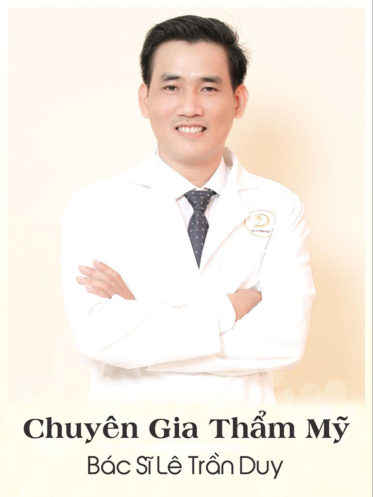 Bác sĩ Lê Trần Duy nâng mũi sụn tai đẹp